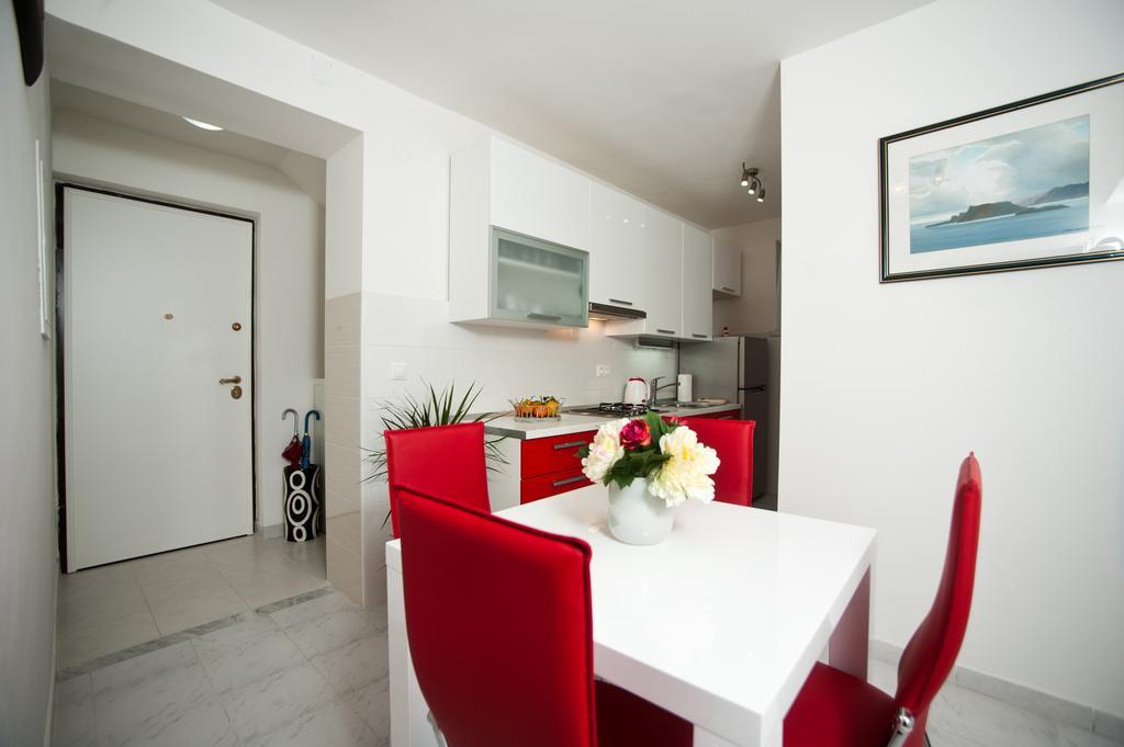 Apartment Lina Deluxe Split Quarto foto